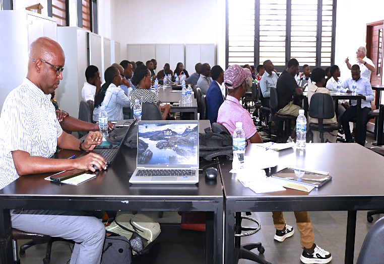 Procurement basics session in progress